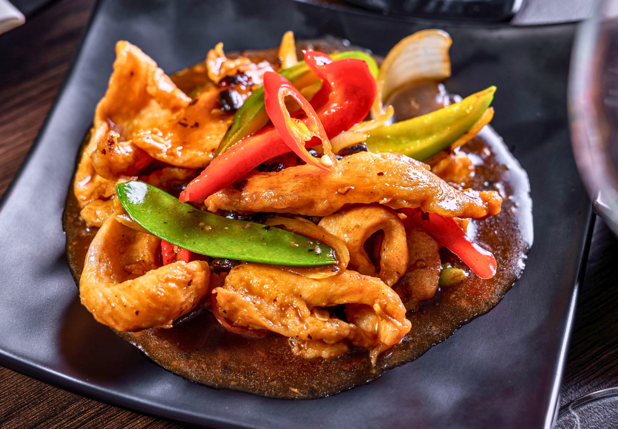 Chicken with Green Peppers & Black Bean